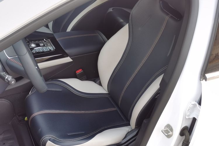 比亚迪 秦PLUS 2023款 冠军版 DM-i 55KM领先型中控内饰19