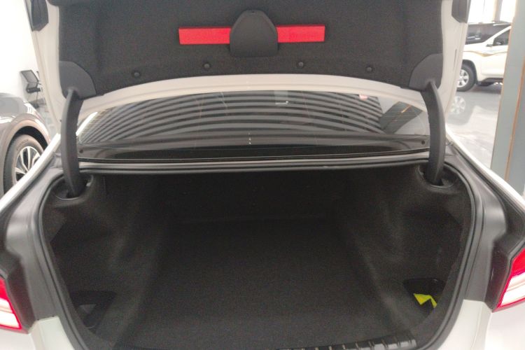 宝马5系 2020款 525Li M运动套装机舱底盘23