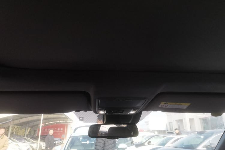 本田UR-V 2020款 370TURBO 四驱尊耀版中控内饰22