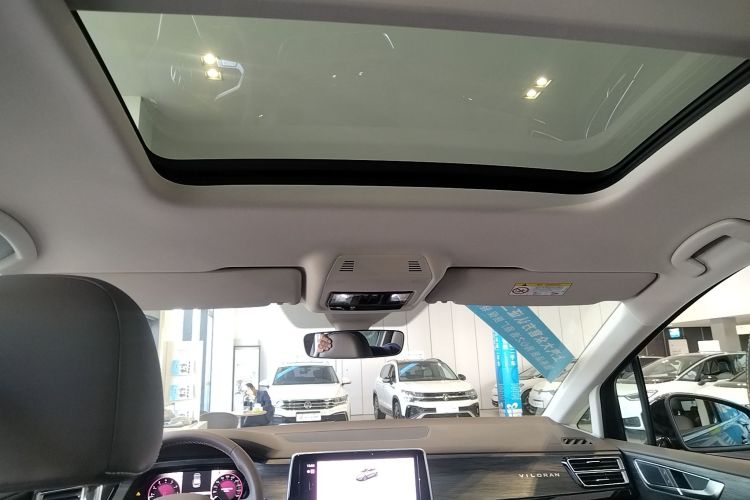 大众 威然 2024款 380TSI 尊贵版中控内饰22