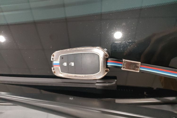 丰田 汉兰达 2021款 2.0T 四驱豪华版 7座中控内饰7001