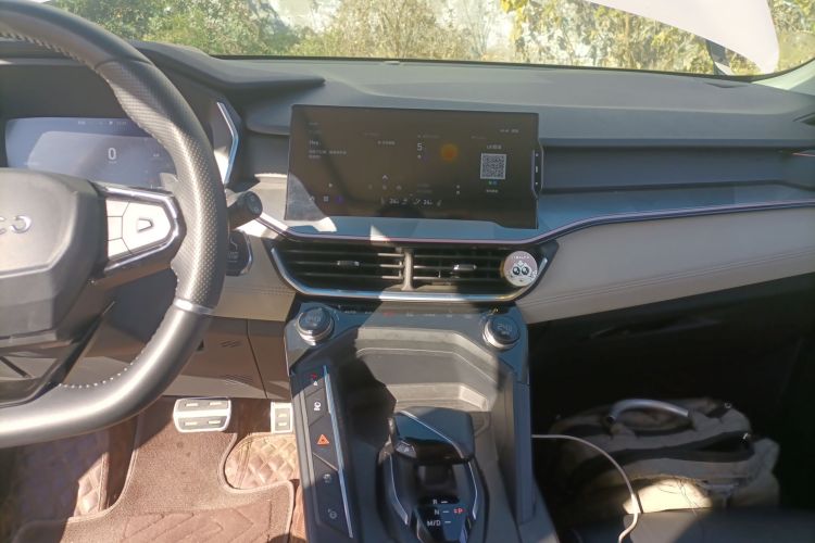 领克06 2021款 1.5T Shero粉色特别版中控内饰16