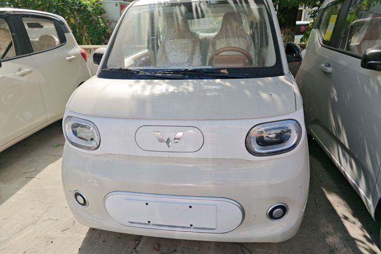 五菱汽车 宏光MINIEV 2024款 第三代 215km 青春版车身外观2