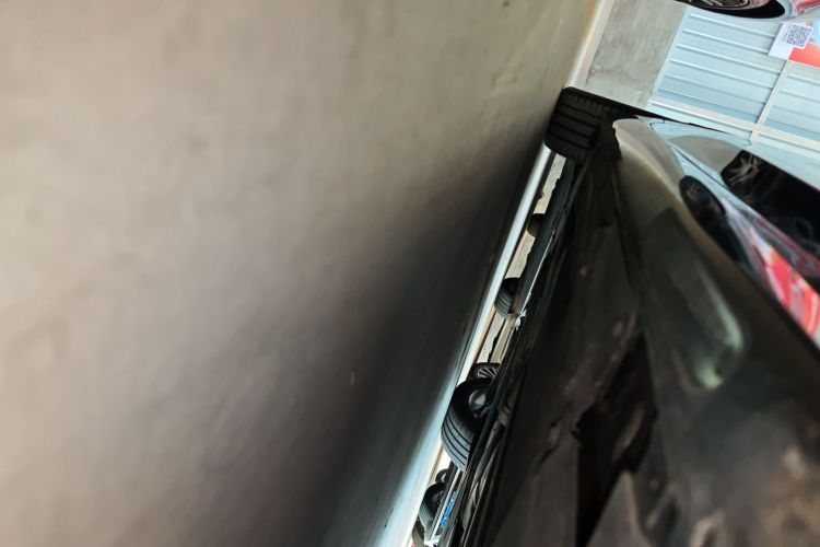 宝马3系 2024款 325i M运动套装局部细节9001