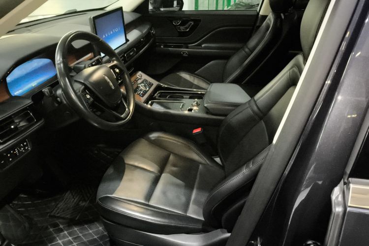 林肯 飞行家 2021款 3.0T V6 四驱尊享版中控内饰19