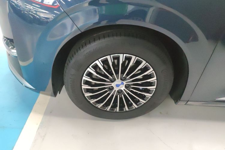 腾势D9 2022款 DM-i 970 四驱旗舰型车身外观6007