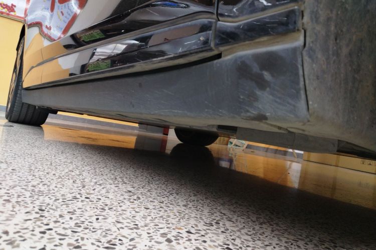 极氪007 2024款 四驱版 75kWh局部细节9001