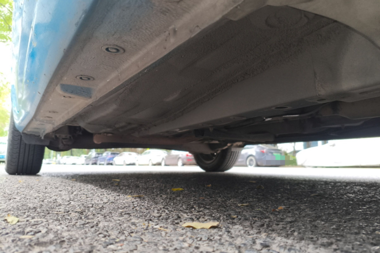 福特 嘉年华 2013款 三厢 1.5L 手动风尚型局部细节9001