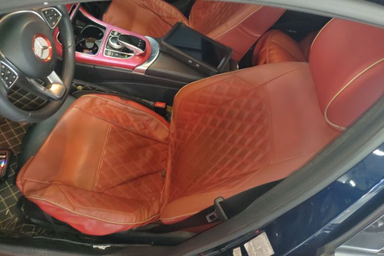 奔驰C级(进口) 2018款 C 200 旅行轿车局部细节19