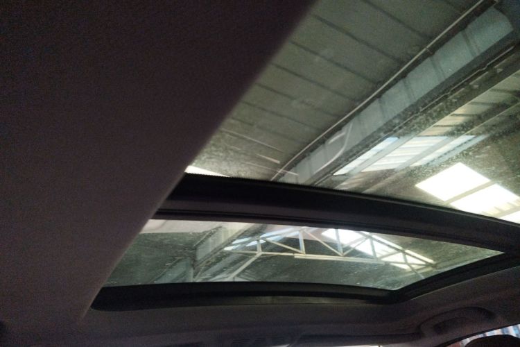 宝马1系 2019款 118i M运动套装中控内饰22