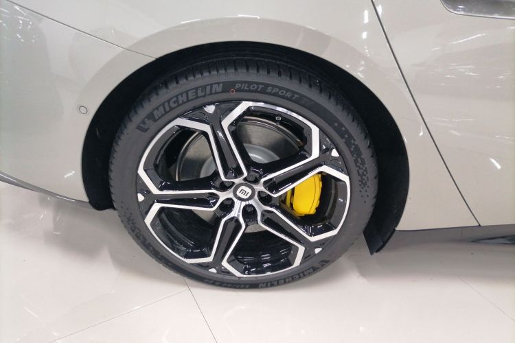 小米汽车 小米SU7 2024款 后驱长续航智驾版车身外观6008