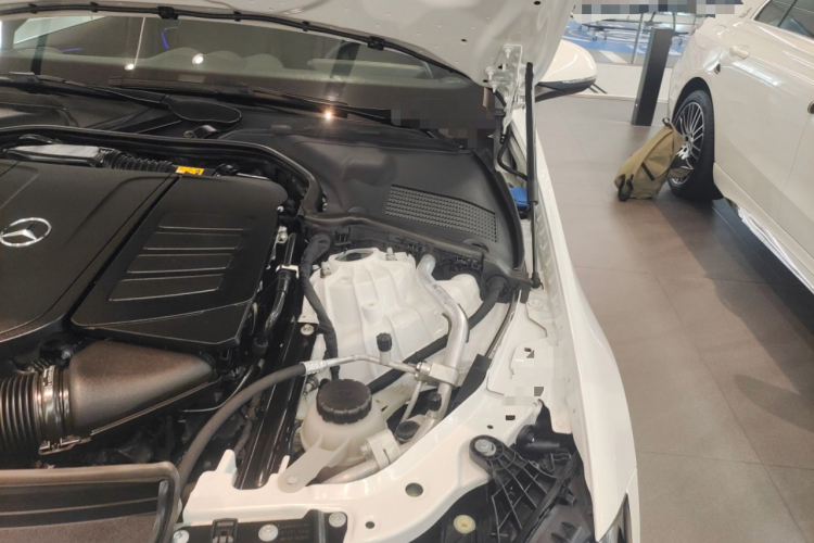 奔驰C级新能源 2024款 C 350 eL机舱底盘26