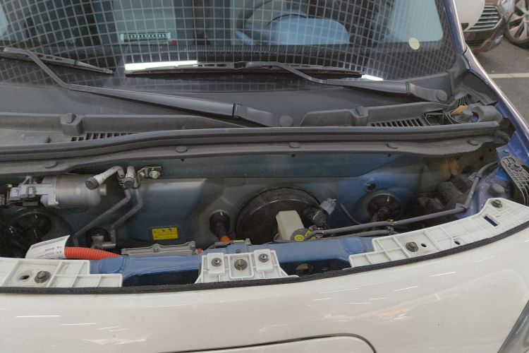 奔腾小马 2024款 170km 活力马局部细节24