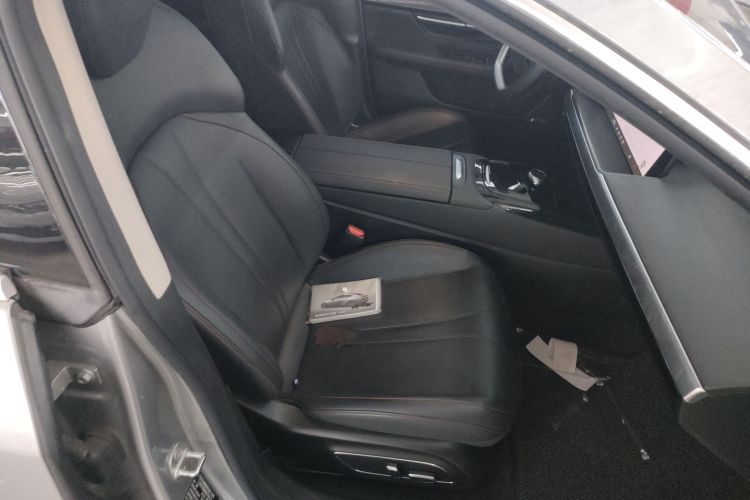 小鹏P7 2022款 670N+局部细节41