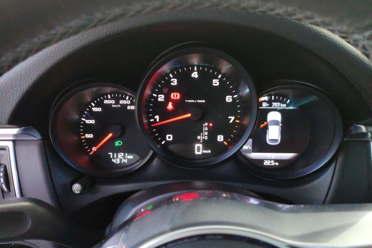 保时捷 2017款  Macan 2.0T局部细节14