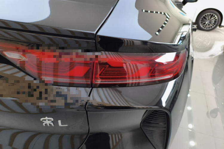 比亚迪 宋L EV 2025款 550km 卓越型车身外观6006