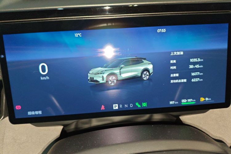 领克08 EM-P 2025款 220km 四驱性能Halo局部细节14