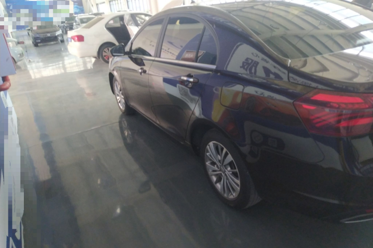 吉利汽车 帝豪 2018款 1.5L CVT向上互联版车身外观4