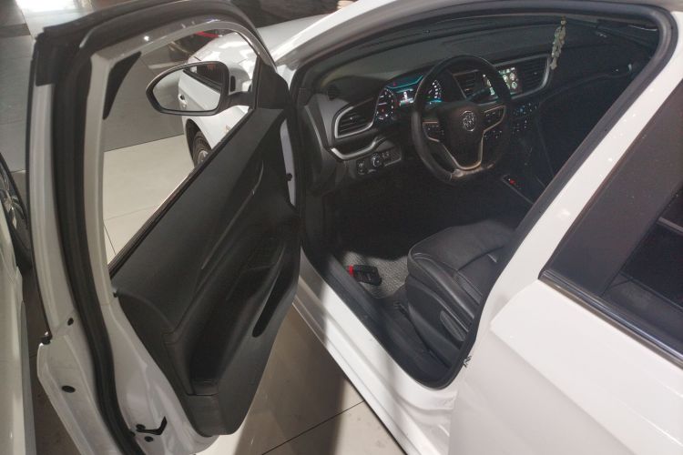 别克 英朗 2019款 18T 自动互联精英型 国V中控内饰7003