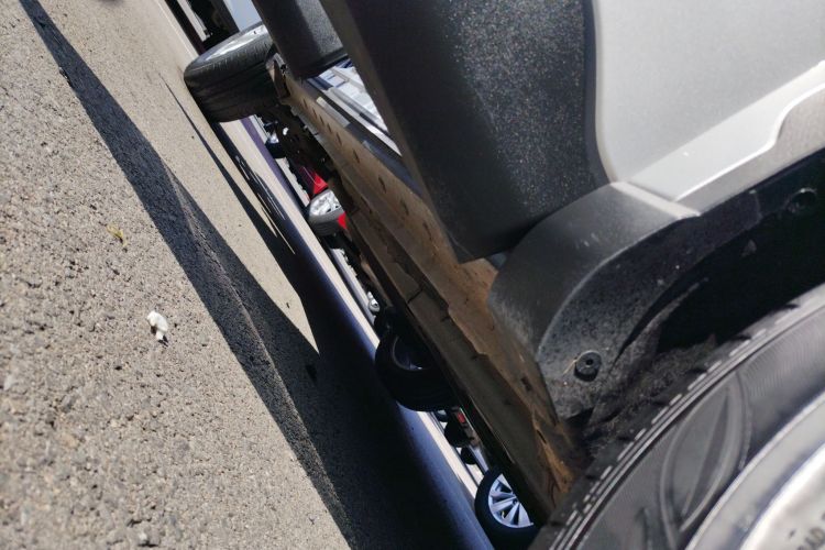 丰田 锋兰达 2022款 2.0L CVT精英版局部细节9001