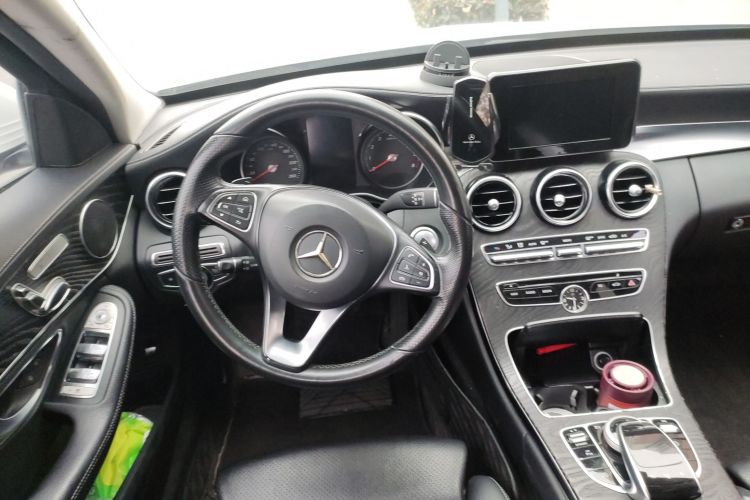 奔驰C级 2016款 C 200 L 运动型中控内饰13