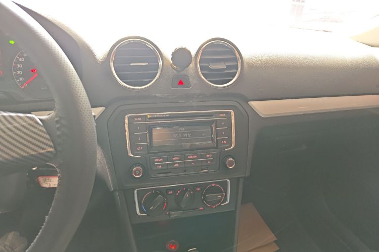 大众 捷达 2015款 1.6L 自动舒适型局部细节16