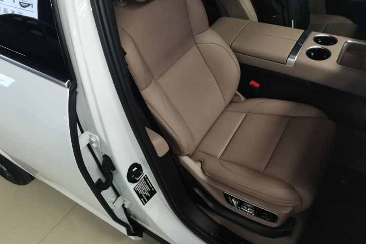 理想汽车 理想L7 2025款 Max 智能焕新版局部细节41