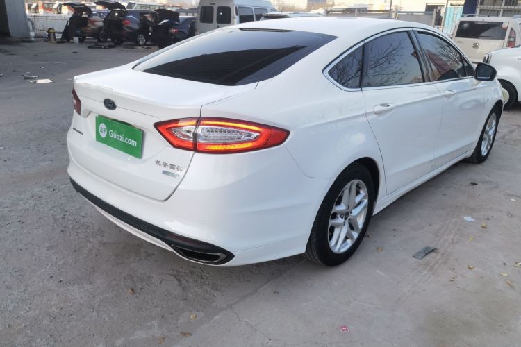 福特 蒙迪欧 2013款 1.5L GTDi180时尚型车身外观7