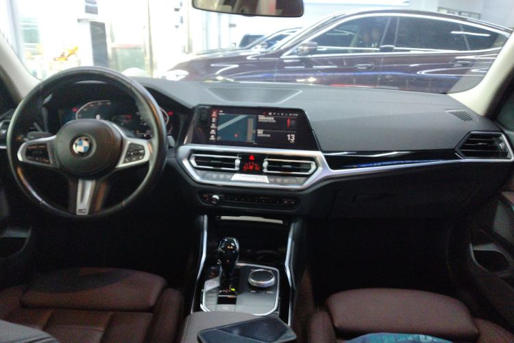 宝马3系 2021款 改款 320Li M运动套装中控内饰12