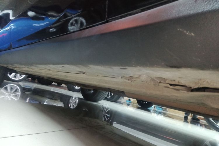 奔驰GLC 2020款 改款 GLC 260 L 4MATIC 豪华型局部细节9001