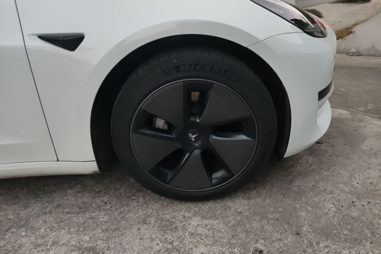 特斯拉 Model 3 2022款 后轮驱动版车身外观6007