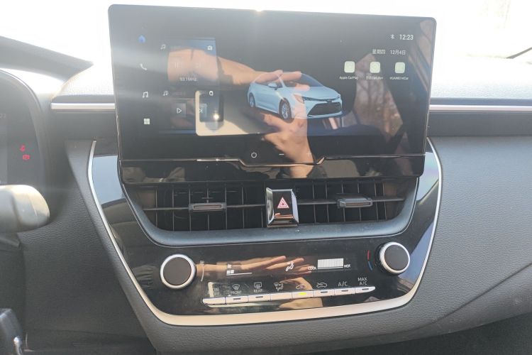 丰田 雷凌 2023款 TNGA 1.5L CVT进取版中控内饰16