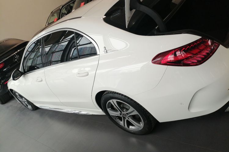 奔驰C级 2022款 C 200 L 运动版车身外观6003