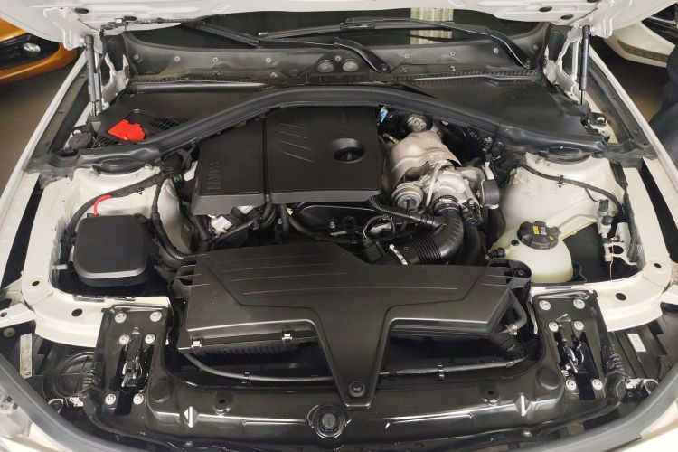 宝马3系 2015款 316i 进取型局部细节24