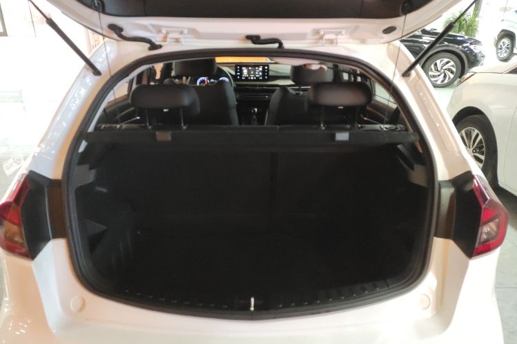 吉利汽车 远景X3 2021款 PRO 1.5L 手动精英型机舱底盘23