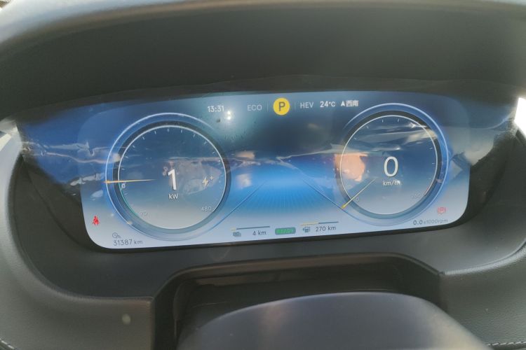 腾势X 2020款 PHEV经典版中控内饰14