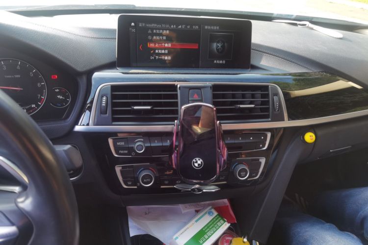 宝马3系 2018款 320Li 领先型M运动套装中控内饰16