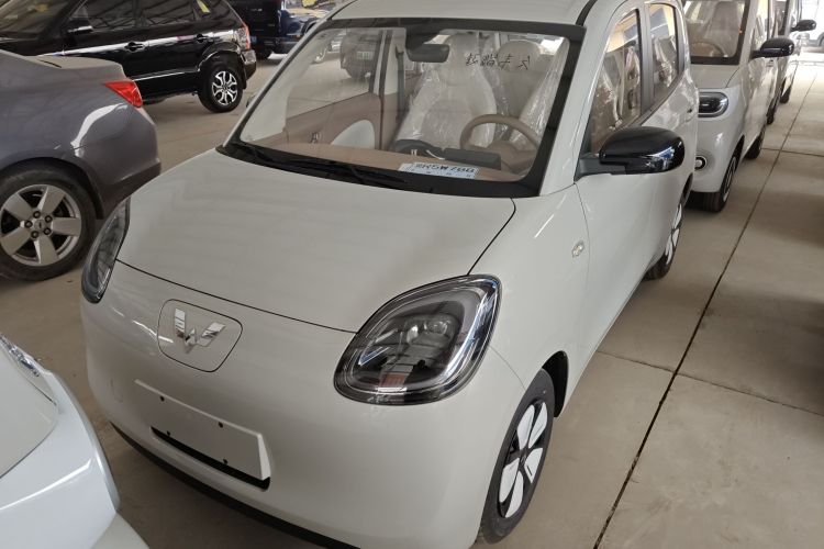 五菱汽车 宏光MINIEV 2025款 四门版 进阶款车身外观2