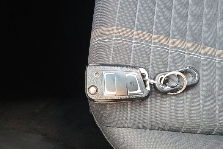 大众 朗逸 2019款 两厢 280TSI DSG舒适版 国VI中控内饰7001