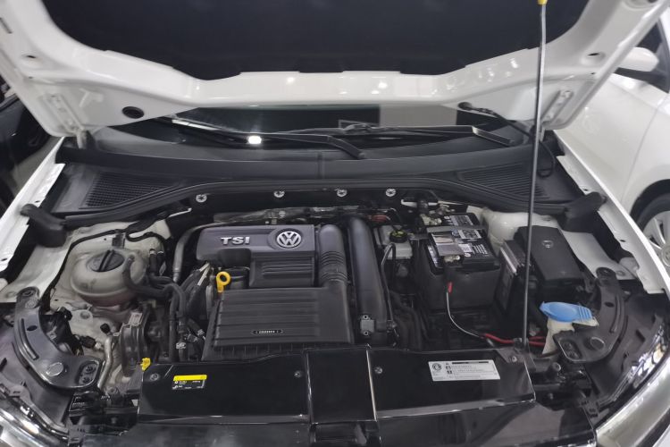 大众 T-ROC探歌 2018款 280TSI DSG两驱舒适型 国V机舱底盘24