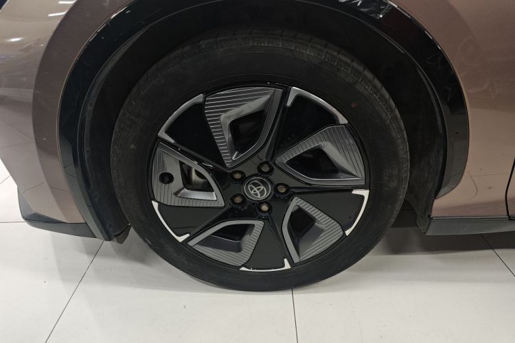 丰田bZ3 2023款 616km 长续航Premium车身外观6007