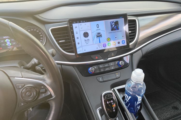 别克 君越 2021款 552T 豪华型中控内饰16