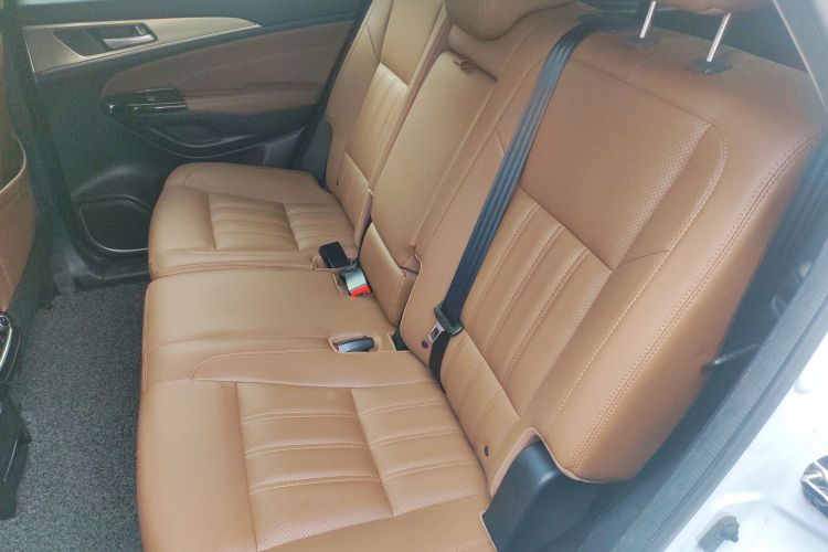 长安CS95 2017款 2.0T 两驱智途版中控内饰21