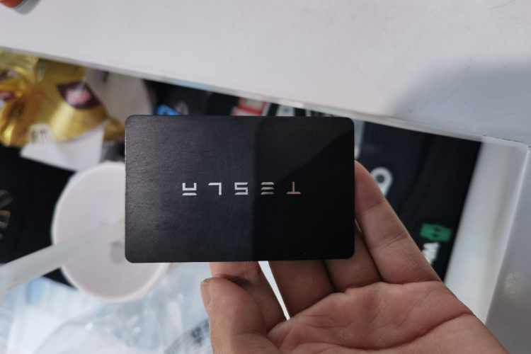 特斯拉 Model 3 2022款 后轮驱动版中控内饰11