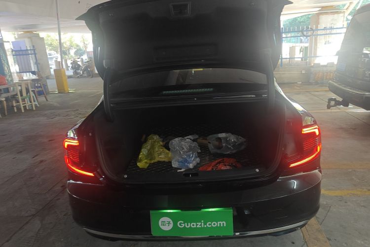 沃尔沃S90 2021款 B5 智远豪华版机舱底盘23