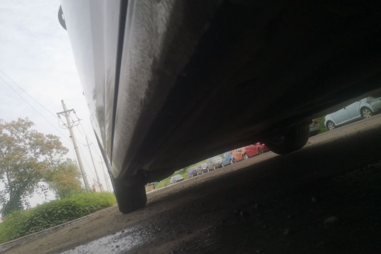 大众 朗逸 2023款 1.5L 自动得逸版机舱底盘29