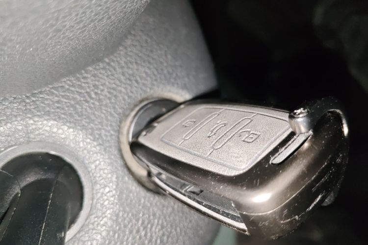 大众 宝来 2016款 1.6L 手动时尚型中控内饰7001