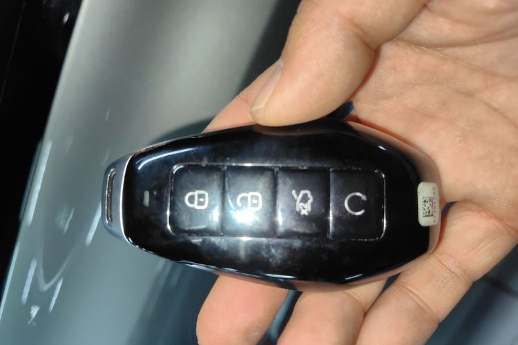 腾势Z9GT 2024款 1100四驱Max版中控内饰11