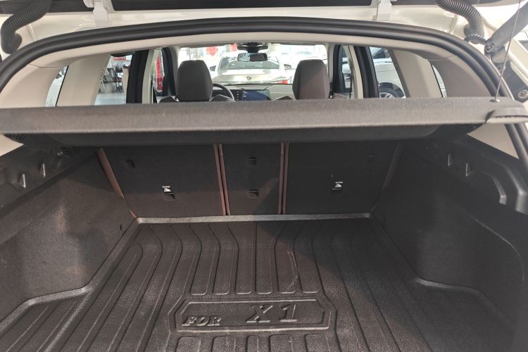 宝马X1 2024款 sDrive25Li M运动套装机舱底盘23