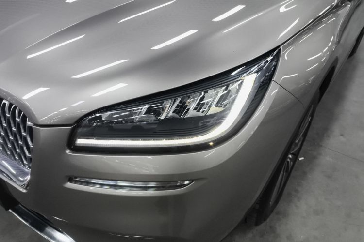 林肯 冒险家 2022款 改款 2.0T 两驱尊雅版局部细节36